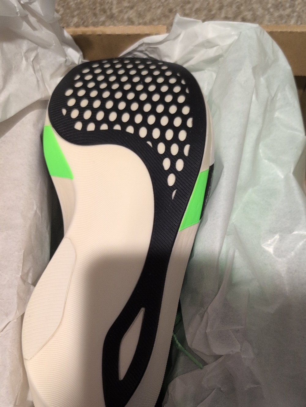 ASICS Men's Green Running Shoes - Lightweight Performance - Picture 4 of 5